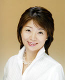 井上由美子 氏（講師）   