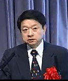 片山善博 氏   