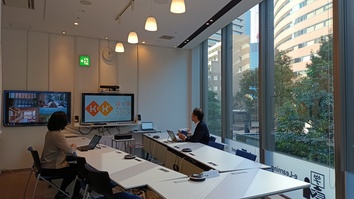 ラウンジ/テレビ会議スペース 写真